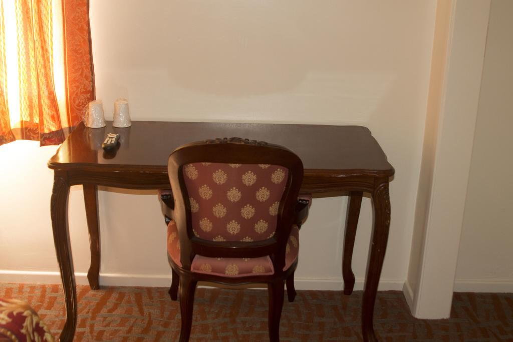 Lido Hotel Huntington Park Quarto foto